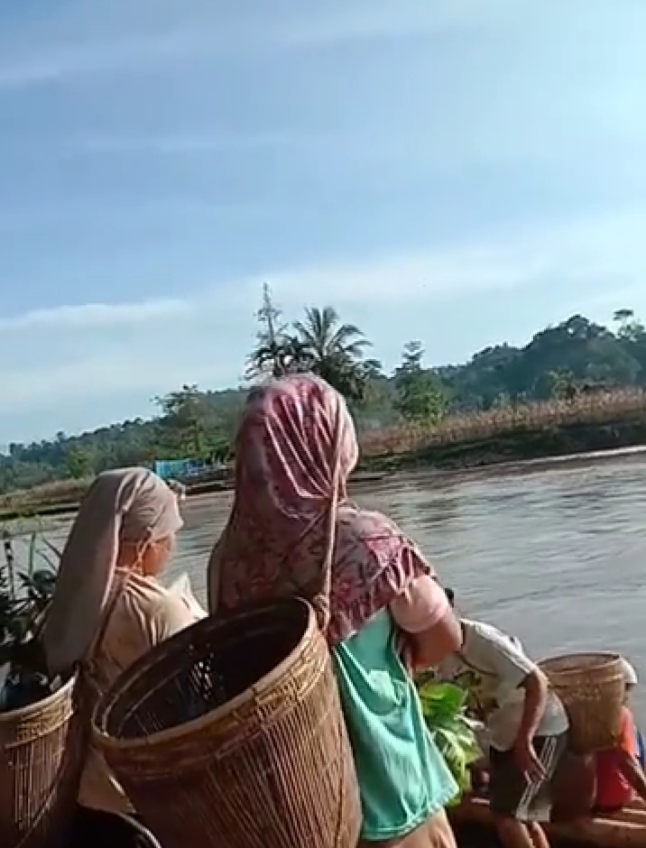 Jembatan putus