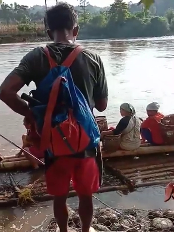 Jembatan putus