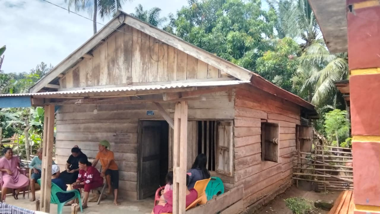 Rumah keluarga. Dami