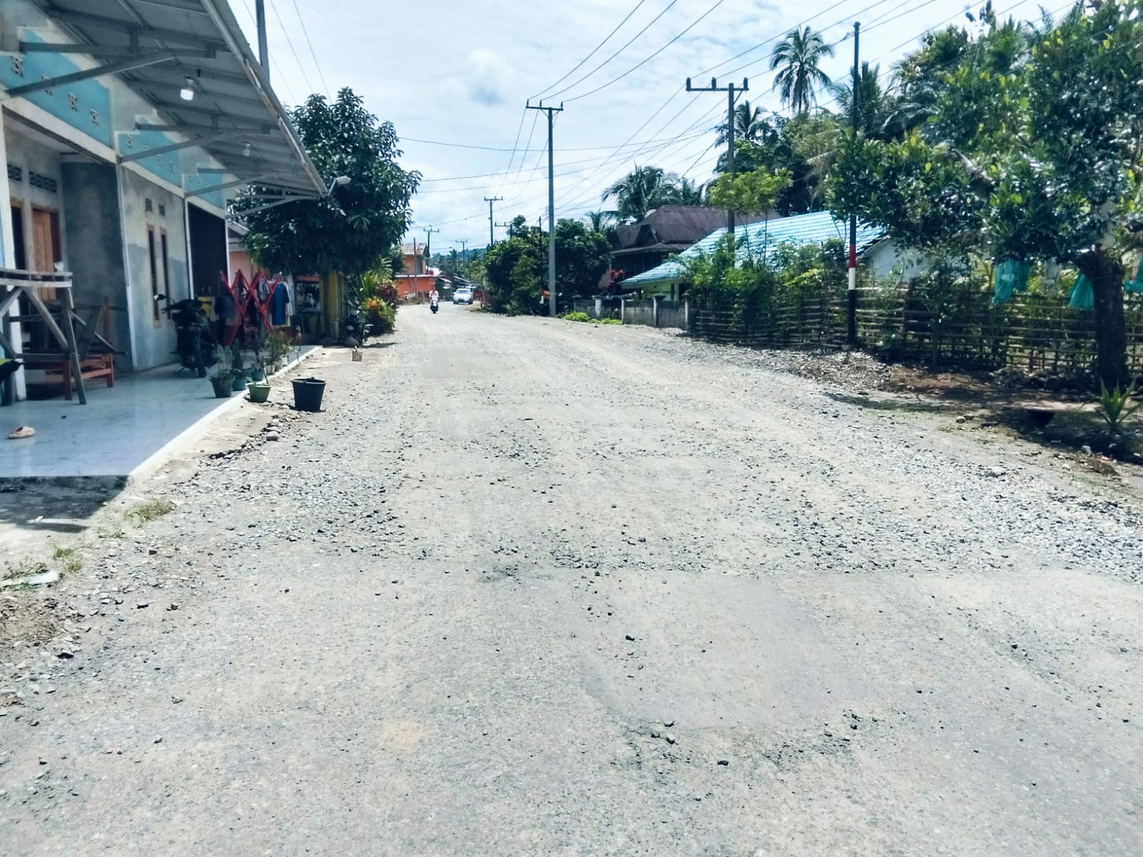 Poto proyek jalan Dengan Dana 10 Miliar