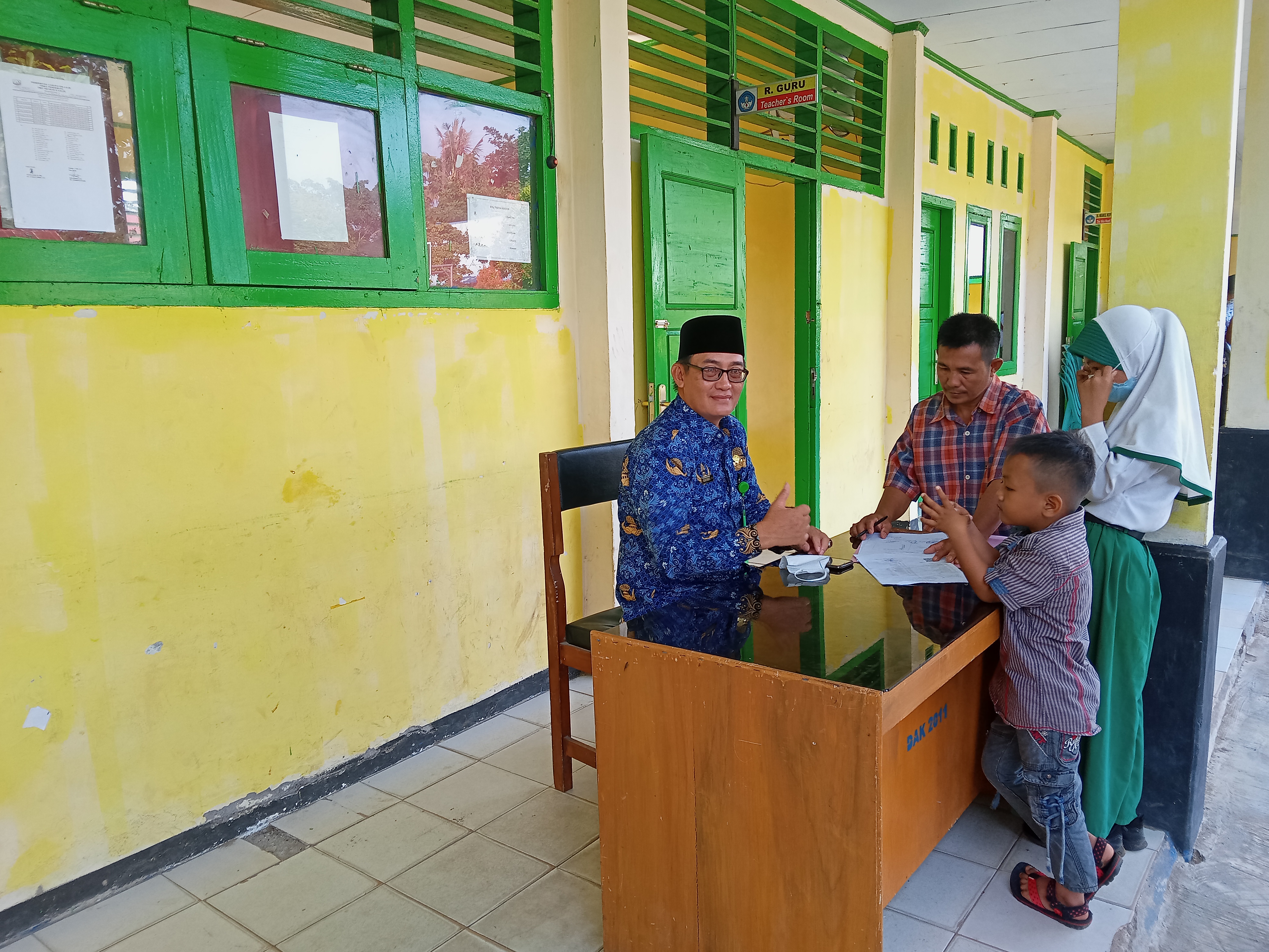 SMPN 08 Kaur 