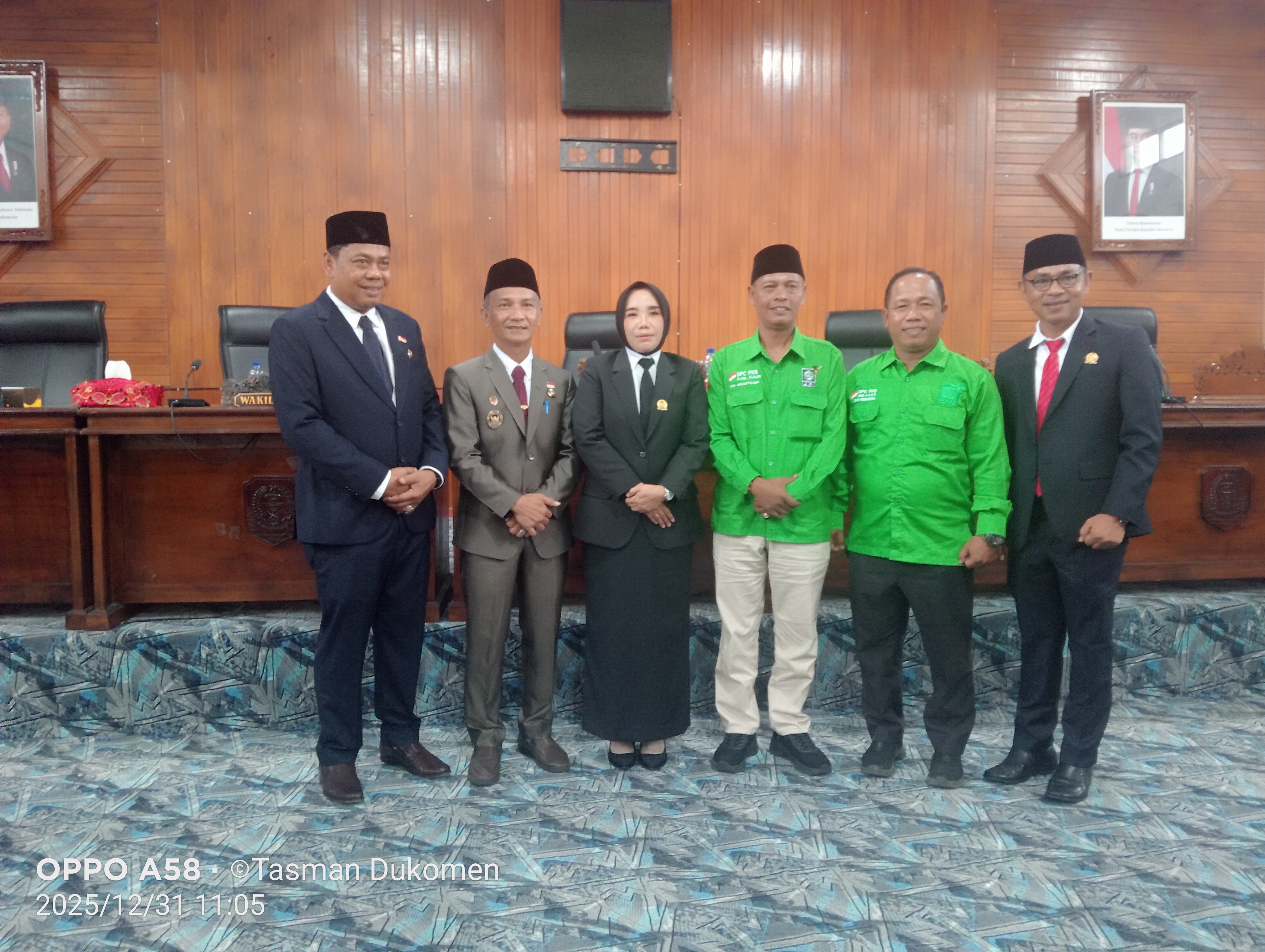 Poto bersama pengurus partai